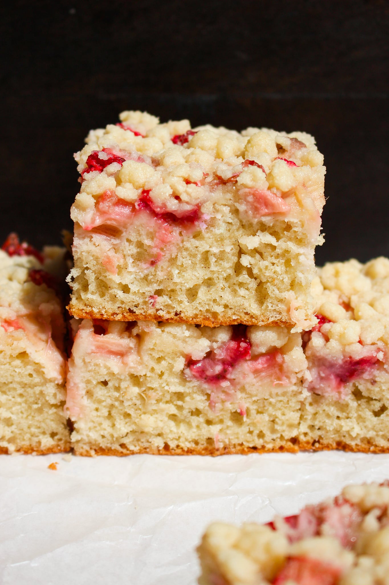 The Easiest Strawberry Rhubarb Cake: Sweet, Tart Perfection for Spring